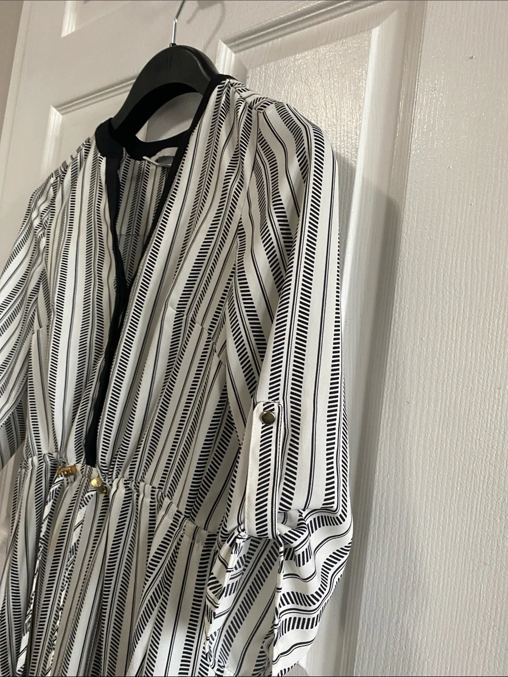 H&M Modern Classic Striped V-Neck Resort Vacation Dress - Size 4 EUC QUIET LUX - Picture 8 of 12